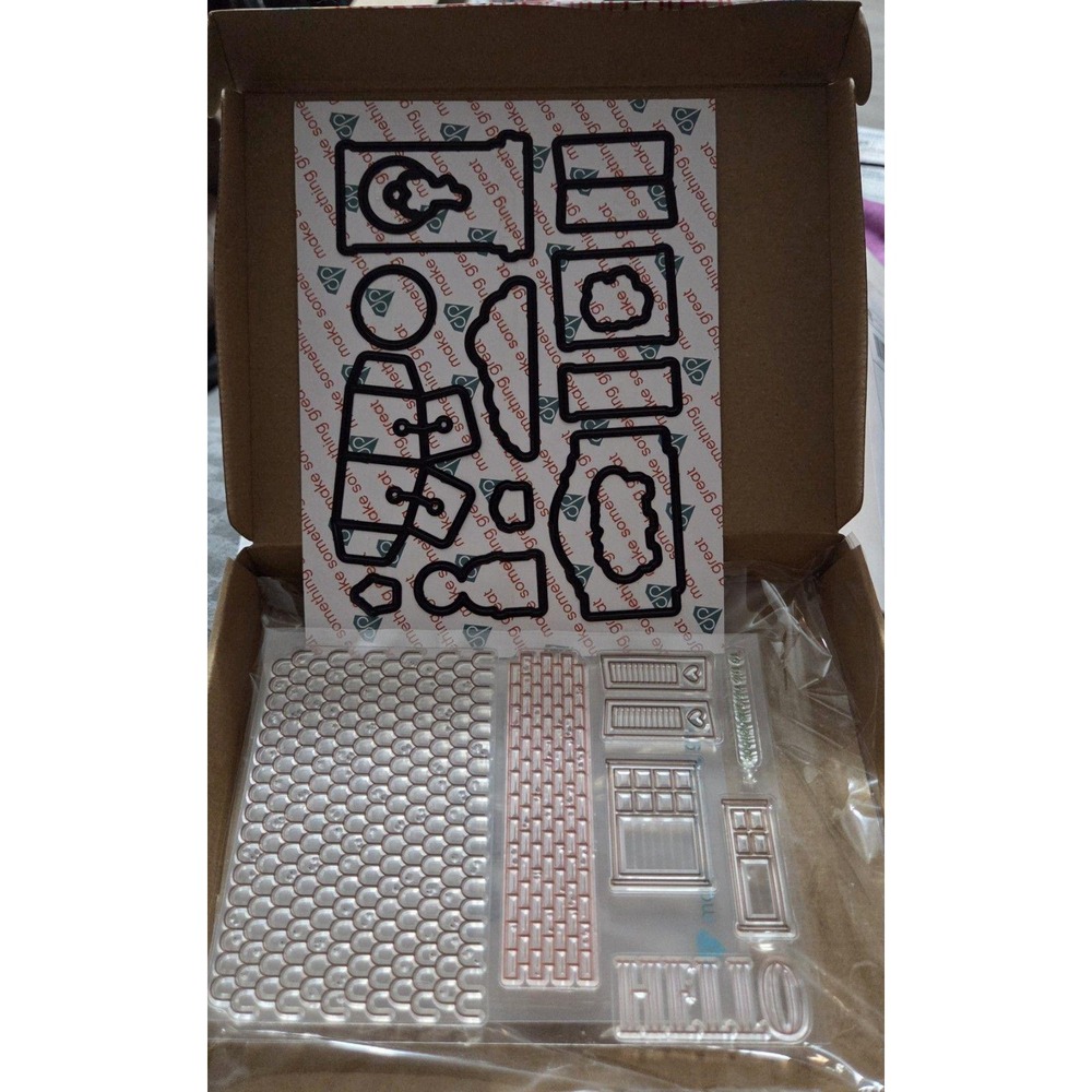Diamond‎ Press A7 Pop Up House Card Kit Stamps Dies Templates